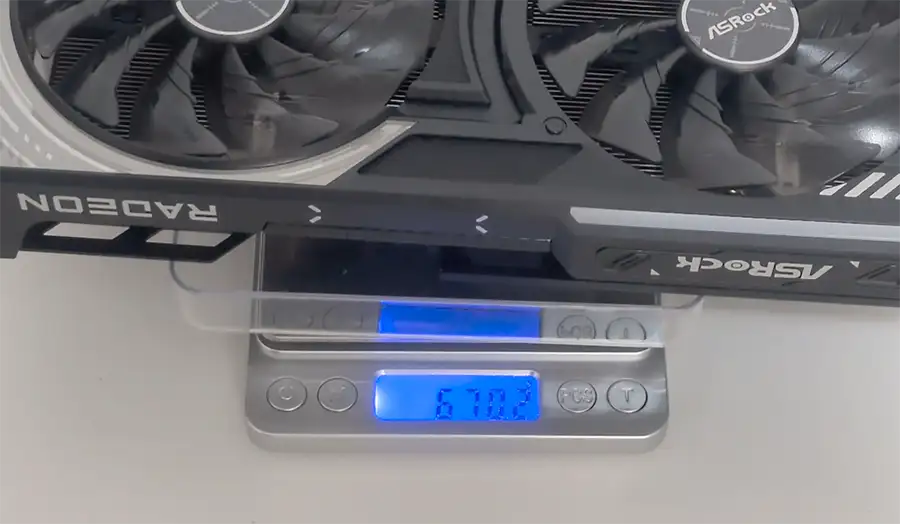 RX 9060 XT 重量