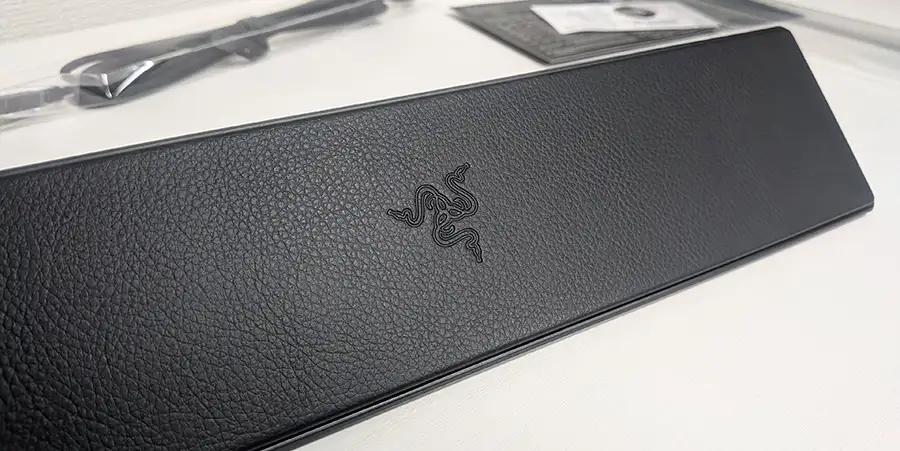 パームレストの表面