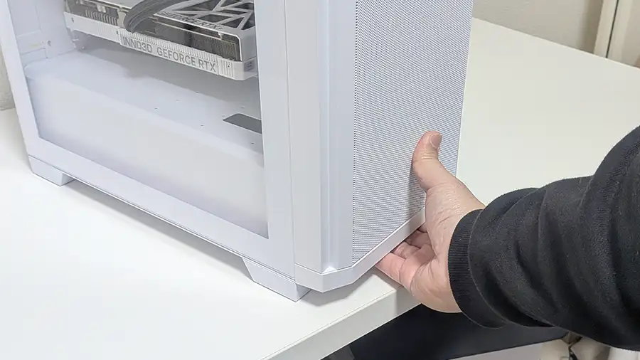 STORM 風域2 フロントカバーを外す