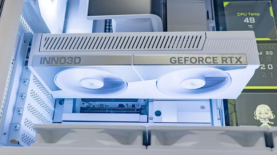 RTX 5080 GPUファンがオン